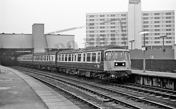 DMU E51965 1976 Leeds City
