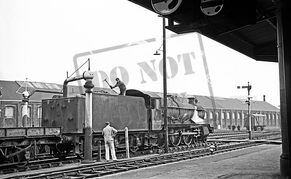 6931 1965-08-10 Gloucester