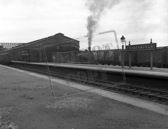 67164 1951-07-06 Fraserburgh
