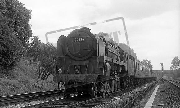 92226 1962-08-25 West Ealing
