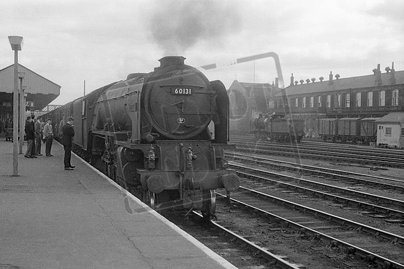 60131 1959-05 Doncaster station