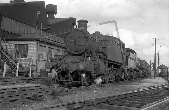 6112 1962-09-29 Southall shed