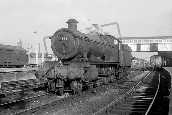 4926 1959-08-31 Hereford station