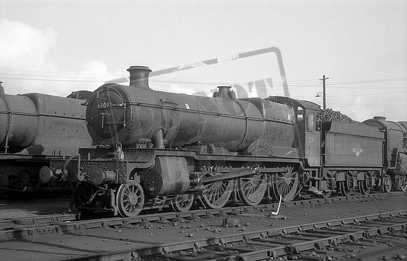 6809 1962-11-04 Southall shed