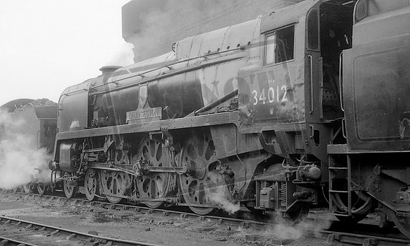 34012 1962-10-06 Brighton shed