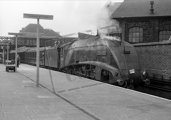 60030 1959-05-01 Doncaster  station