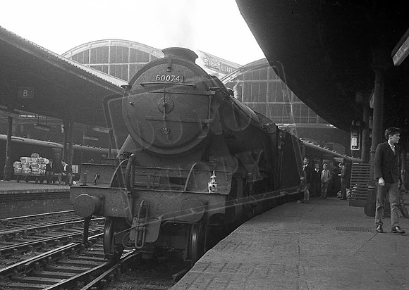 60074 1959-07-23 Newcastle station