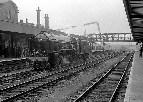 60539 1959-05-01 Doncaster station