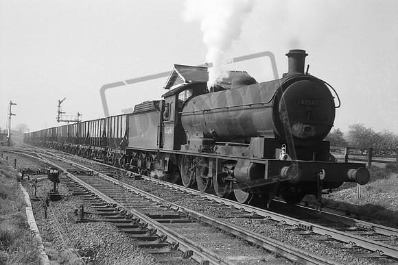 63343 1961-04 Norton East