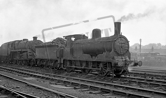 57233 1960s Stirling shed