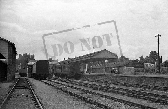 14xx 1950s Abingdon station
