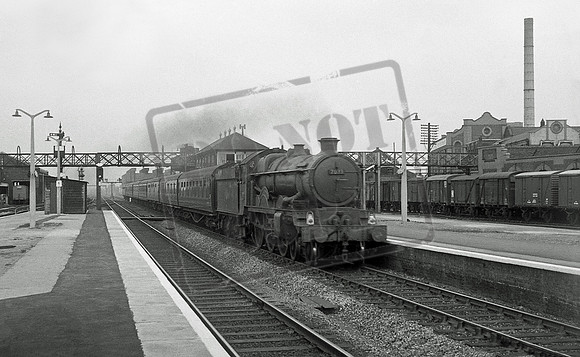 7033 1962-09-01 Southall