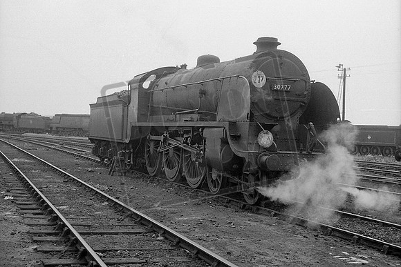30777 1961-08-01 Eastleigh shed 71A