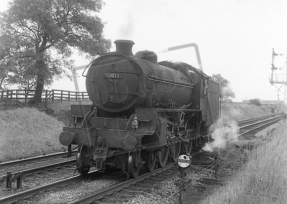 61012 19-59-07-30 Norton East