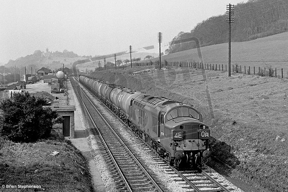 D6708 1965-04-03 West Wycombe