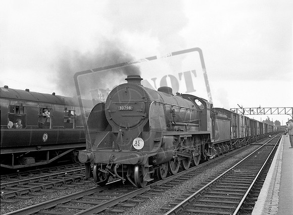 30798 1961-08-09 Eastleigh
