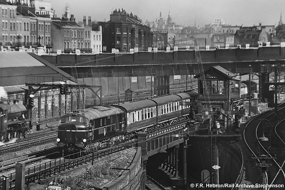 10001 1951 Camden bank