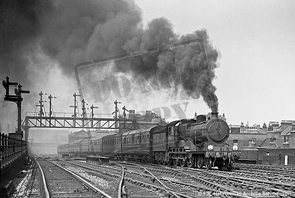 8547 1930c Bethnal Green
