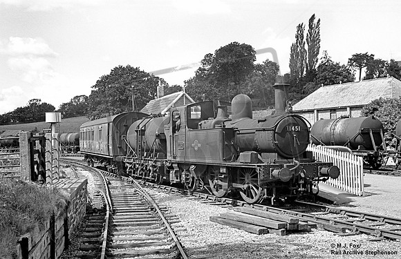 1451 1962-08-08 Hemyock