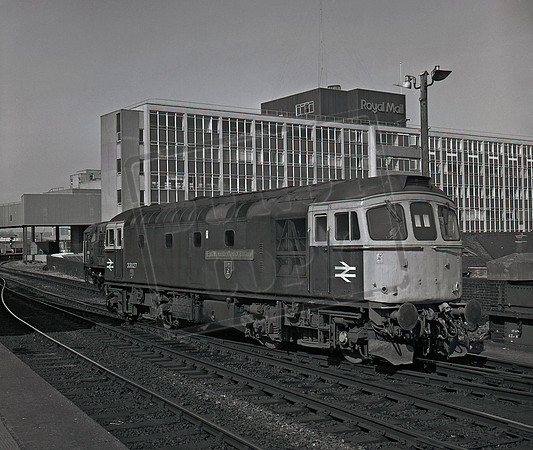 33027 1984-04-19 Bristol TM