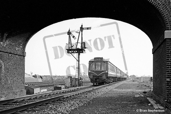 DMU W51332 1963-10-19 West Drayton
