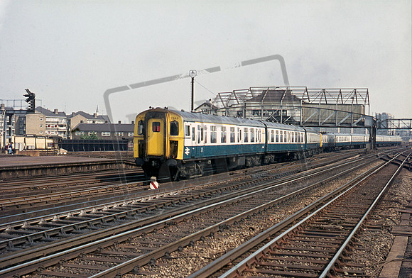 EMU 7348 1975 Clapham Junction