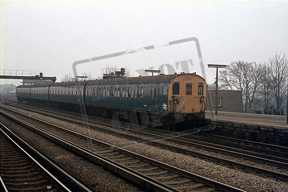 EMU 5333 1977-03-26 Ashford