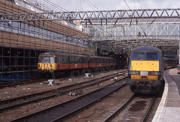 EMU 303099 1990s Glasgow Central