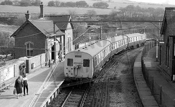 EMU M59603M 1983c Dinting