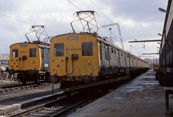 EMU M59403M M59402M 1979-05-05 Reddish