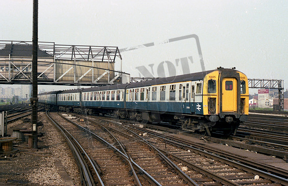 EMU 7345 Clapham
