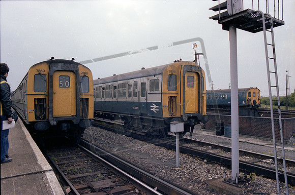 EMU 7869 7859 no details  -where