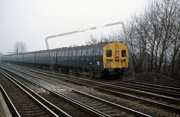 EMU 4657 1980-01-15 Raynes Park