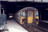 EMU 616 1977-03-28 Liverpool Street In typical filthy front end condition