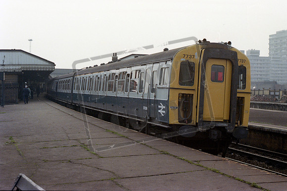 EMU 7737