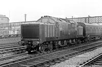 10100 1957-06 Derby station