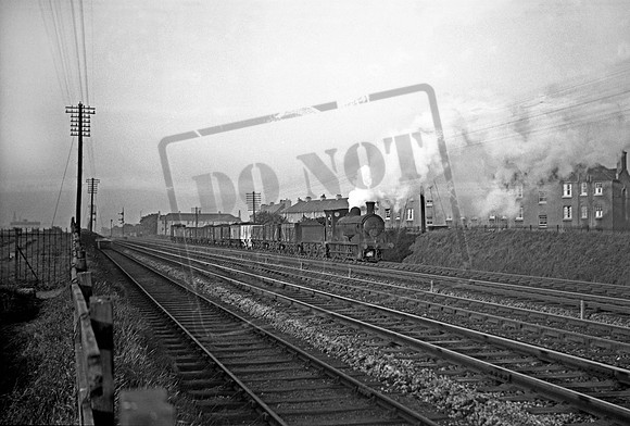 65348 1950s near Balgreen Halt near Edinburgh
