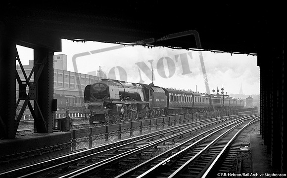 46236 1948-05-10 Westbourne Park