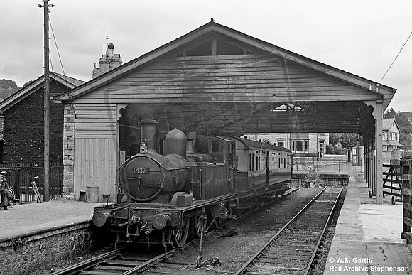 1427 1952-06-26 Ashburton