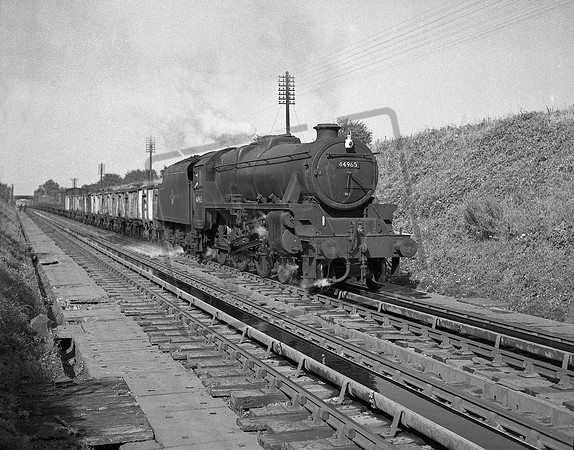 44965 1957 On Haselour water troughs north of Tamworth
