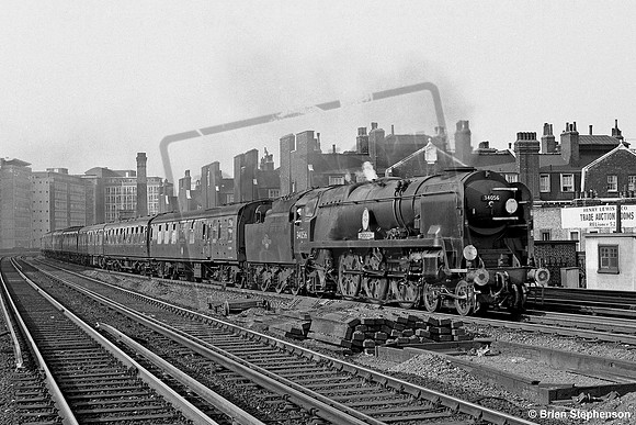 34056 1966-08-16 Vauxhall