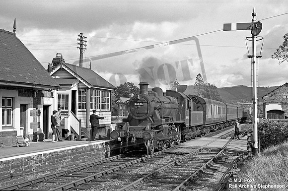 46446 1963-08-19 Caersws