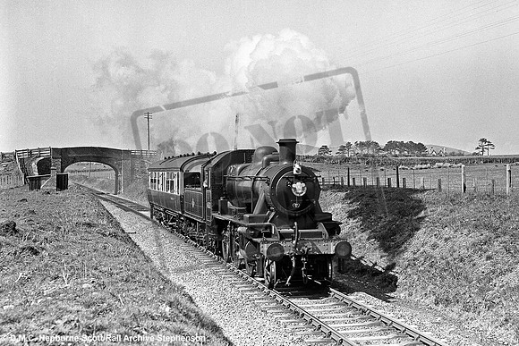 46512 1963-04-19 near Towyn