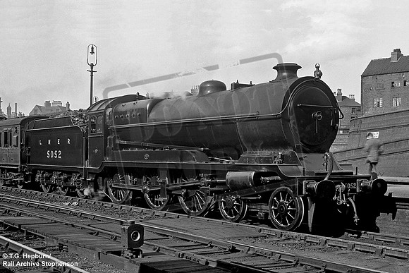5052 1926-08-12 Nottingham Victoria