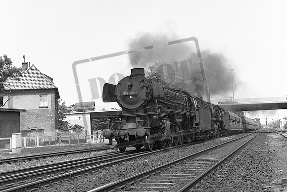 042 202, 043 121 1975-07-08 Lingen South