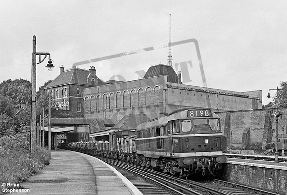 D5690 1962-09-06 Crystal Palace