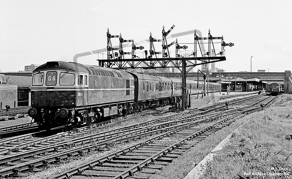 D6545 1964-05-10 Southampton Central