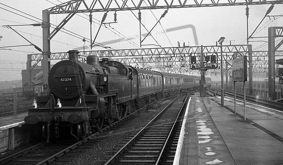 42374 1960s Manchester Piccadilly