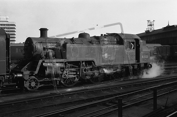 82023 1960s Clapham Junction-ROneg-064