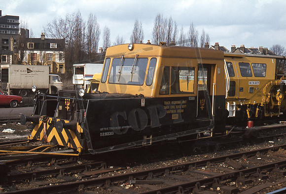 DB965303 Neptune Track Recording Trolley 1980-02-12 East Croydon